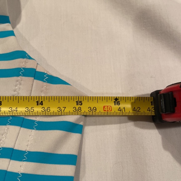 Lululemon workout top - Picture 5 of 6